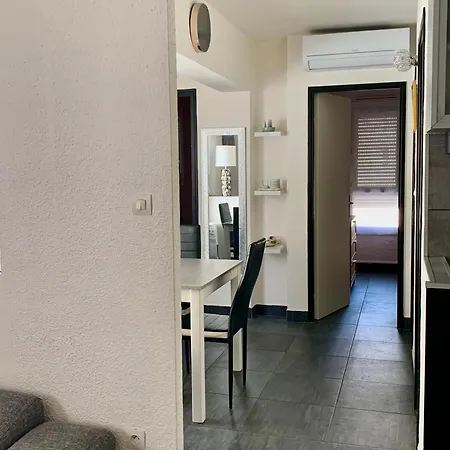 Moderne Centre Port Port Richelieu 1 *